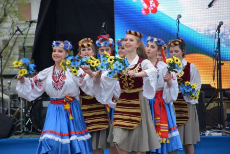 «Христос анести» — в Одессе отмечают Пасху по-гречески (Фото)