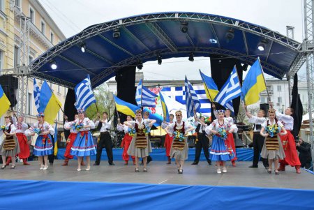 «Христос анести» — в Одессе отмечают Пасху по-гречески (Фото)