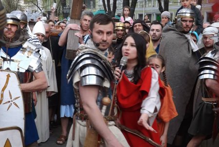 На Дерибасовской воскресли события двухтысячелетней давности (фото)