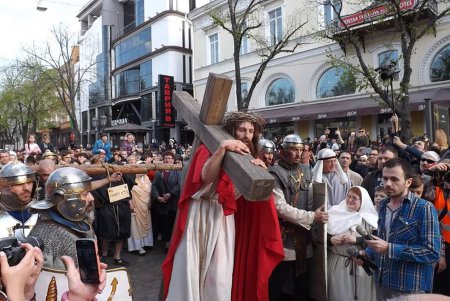 На Дерибасовской воскресли события двухтысячелетней давности (фото)