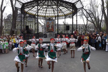 «Пасхальная радость» - фестиваль мира, добра и творчества (фоторепортаж)