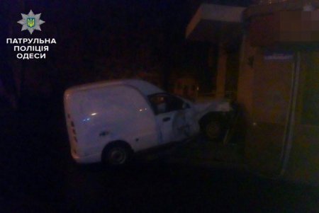 Полуночное ДТП с пострадавшей: женщина-водитель управляла авто в нетрезвом состоянии (фото) 