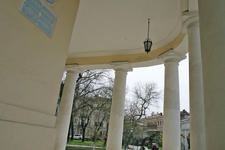 Воронцовский комплекс застыл в ожидании омоложения (фоторепортаж)