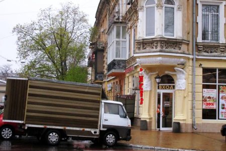 Дождь со снегом и ветром в центре Одессы: никакого коллапса! (фото)