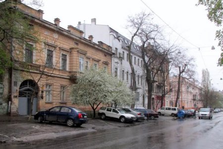 Дождь со снегом и ветром в центре Одессы: никакого коллапса! (фото)