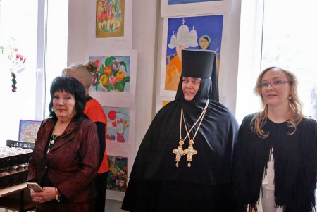 «Пасхальное сияние» воссияло в Свято-Архангело-Михайловском женском монастыре (фоторепортаж)