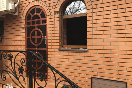 В самом центре Одессы ограблен и осквернен храм святого великомученика Димитрия Солунского (фото)