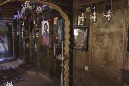 В самом центре Одессы ограблен и осквернен храм святого великомученика Димитрия Солунского (фото)