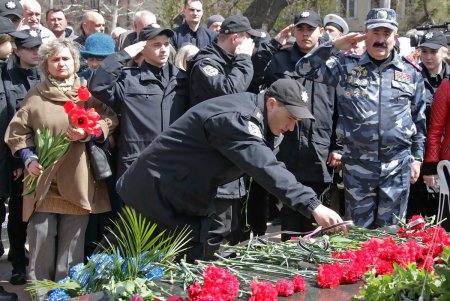 «Черная боль»: 31-я годовщина Чернобыльской катастрофы (фоторепортаж)