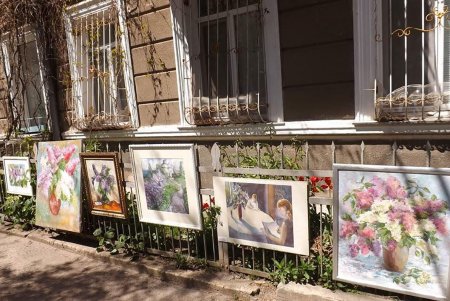 В Одессе возродили забытый праздник сирени (фото) 