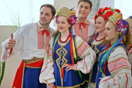 Жемчужины гагаузского народа засверкали в Одесском центре украинской культуры (фоторепортаж)