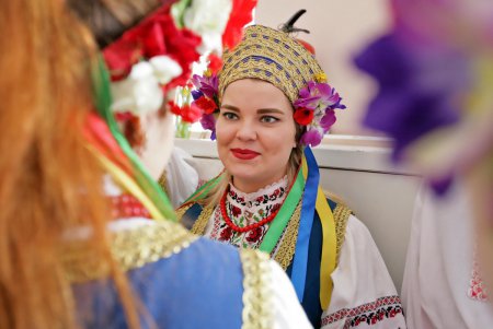 Жемчужины гагаузского народа засверкали в Одесском центре украинской культуры (фоторепортаж)