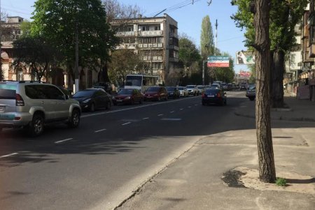 На Среднефонтанской пробка: сбили пешехода (фото) 