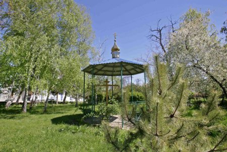 Сквер в Удельном переулке возрождается (фоторепортаж)