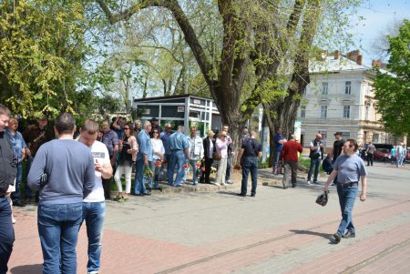 На Куликовом поле: молебен, концентрация людей, рост кордона силовиков и пропадание мобильной связи (фото) 