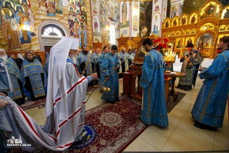 В Свято-Успенском Одесском мужском монастыре прошло заупокойное богослужение (фото)