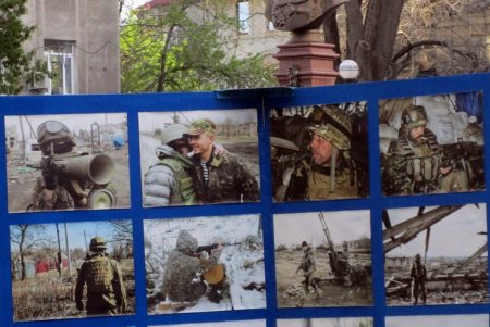 Греческая площадь: заупокойный молебен и митинг-реквием по одесситам, погибшим 2 мая 2014 года и в зоне АТО (фото)
