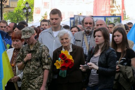 Греческая площадь: заупокойный молебен и митинг-реквием по одесситам, погибшим 2 мая 2014 года и в зоне АТО (фото)