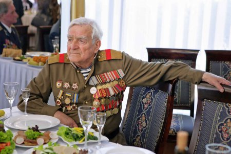 «Низкий вам поклон»: в Одессе мэр и губернатор чествовали ветеранов (фото)