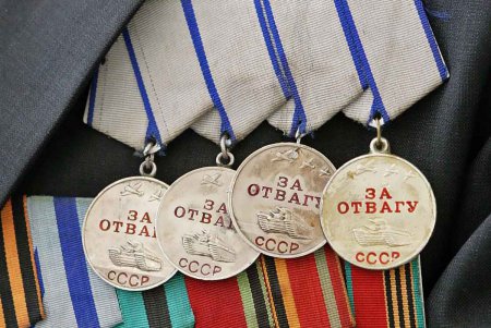 «Низкий вам поклон»: в Одессе мэр и губернатор чествовали ветеранов (фото)