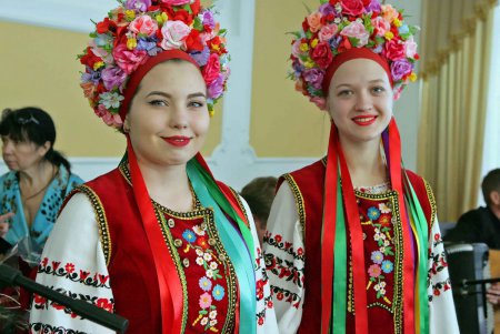 «Низкий вам поклон»: в Одессе мэр и губернатор чествовали ветеранов (фото)