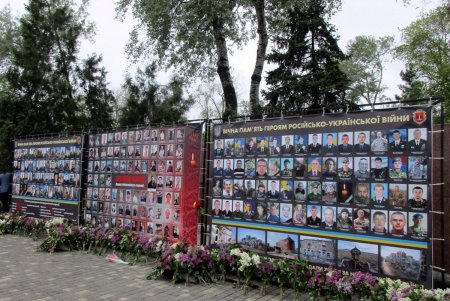 День памяти и примирения в Одессе: поминали погибших во Второй мировой войне и молились за мир в Украине (фото)
