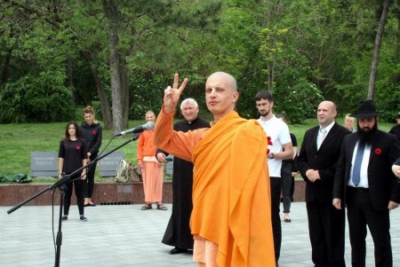 День памяти и примирения в Одессе: поминали погибших во Второй мировой войне и молились за мир в Украине (фото)