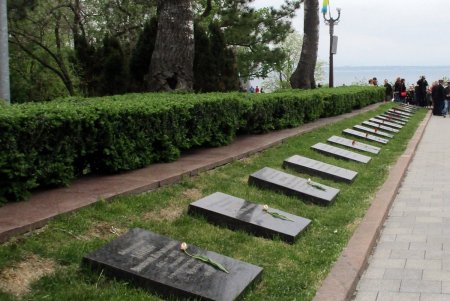 День памяти и примирения в Одессе: поминали погибших во Второй мировой войне и молились за мир в Украине (фото)