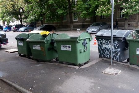  В Одессе за не надобностью  выбросили…ржавое военное «эхо»
