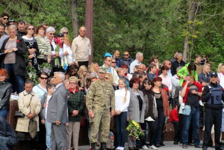 Священная традиция: в Одессе почтили память погибших на торжественной церемонии (фото)