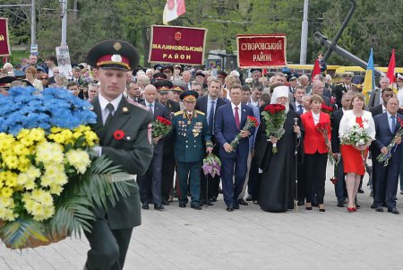 Май, Победа и ее одесские «Крылья» (фоторепортаж) 