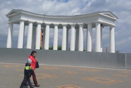 В Одессе началась реставрация Воронцовского дворца и Колоннады (фото) 