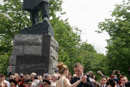 Молодые офицеры пополнили ряды одесской полиции (фоторепортаж)
