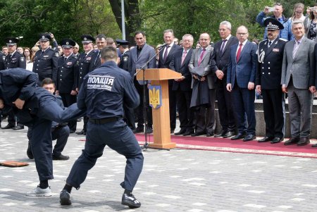 Молодые офицеры пополнили ряды одесской полиции (фоторепортаж)