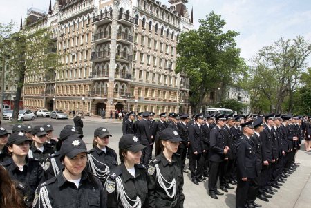 Молодые офицеры пополнили ряды одесской полиции (фоторепортаж)