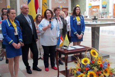 Всемирный день вышиванки в Одессе ознаменовался гашением праздничного конверта (фото) 