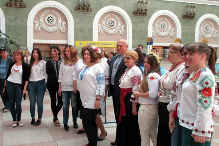 Всемирный день вышиванки в Одессе ознаменовался гашением праздничного конверта (фото) 
