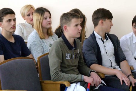 Одесская школа искусств при открытых дверях показала «Козу-Дерезу» (фоторепортаж)
