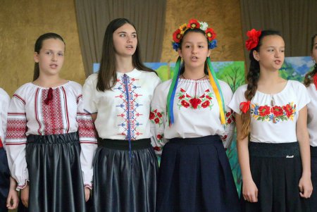 Одесская школа искусств при открытых дверях показала «Козу-Дерезу» (фоторепортаж)