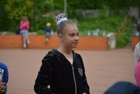  Одесские многодетные мамы с детьми осваивали пилатес, йогу и тай-бо (фото)