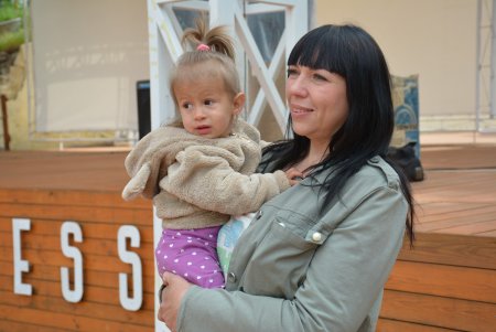  Одесские многодетные мамы с детьми осваивали пилатес, йогу и тай-бо (фото)