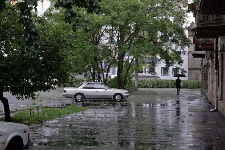 На Одессу обрушился природный убийца (фоторепортаж)