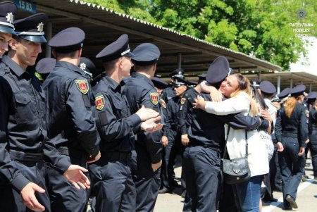 Четыре десятка новоиспеченных охранителей права вышли на одесские улицы (фото)