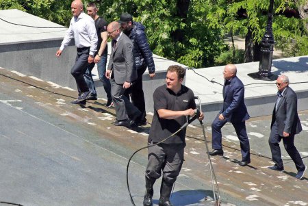 Стамбульский парк: обратный отсчет времени пошел (фоторепортаж)