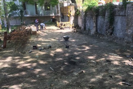 Один из старейших детсадов Одессы благоустраиваются после капремонта (фото)