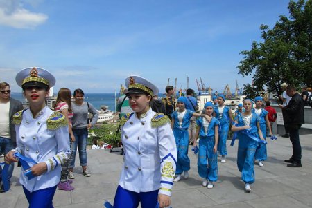 Президент Украины и мэр Одессы открыли обновленную историческую гордость города (фото)