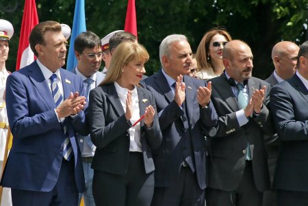 Стамбульский парк открыл Президент (фоторепортаж) 