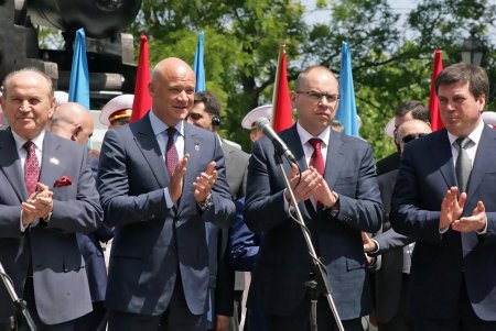 Стамбульский парк открыл Президент (фоторепортаж) 