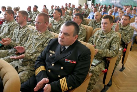 Пограничники принимают поздравления (фоторепортаж) 