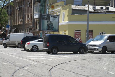 К концу недели завершатся ремонтные работы на улице Преображенской на участке от Тираспольской площади до улицы Бунина (фото)